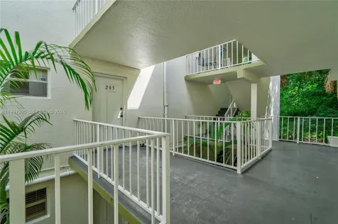 4205 N University Drive Sunrise FL 33351
