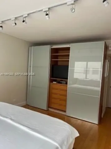 5005 Collins Avenue Miami Beach FL 33140