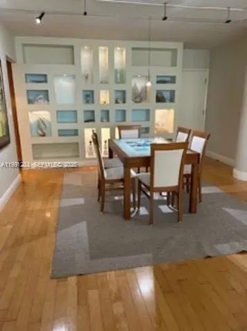 5005 Collins Avenue Miami Beach FL 33140