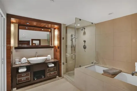 6801 Collins Avenue Miami Beach FL 33141
