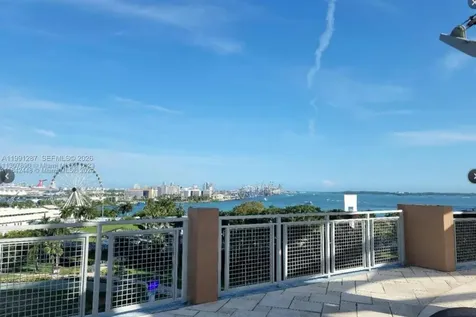 253 NE 2nd Street Miami FL 33132