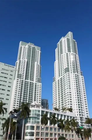 253 NE 2nd Street Miami FL 33132