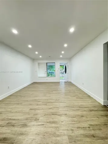 1086 NW 110th Street Miami FL 33168