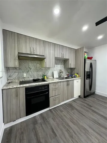 1086 NW 110th Street Miami FL 33168