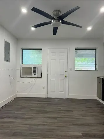 1086 NW 110th Street Miami FL 33168