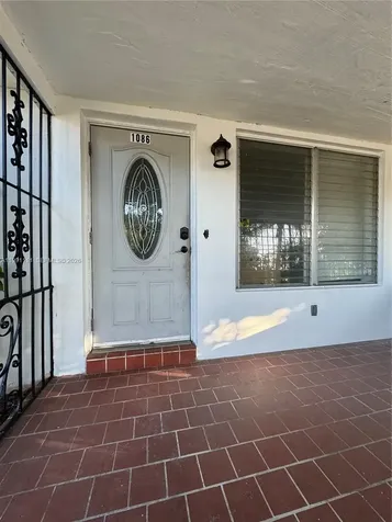 1086 NW 110th Street Miami FL 33168