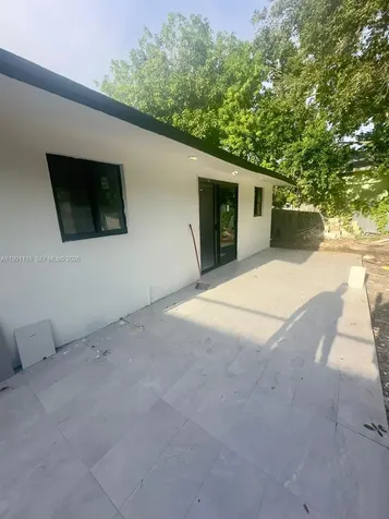 2110 NW 43rd Street Miami FL 33142