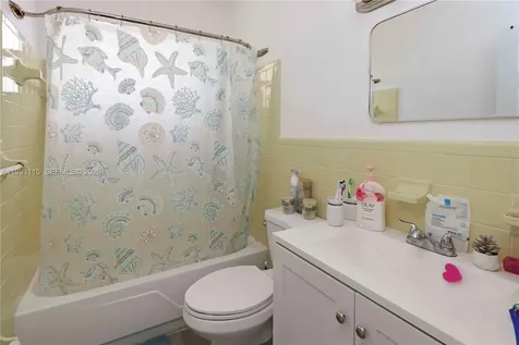 3191 SW 23rd Street Miami FL 33145