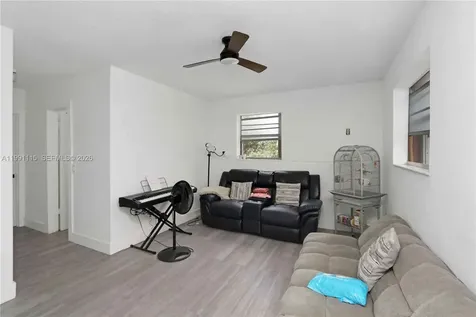 3191 SW 23rd Street Miami FL 33145