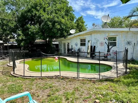 51 Davis Road Palm Springs FL 33461