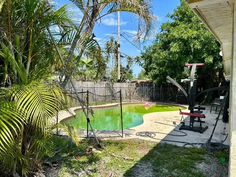 51 Davis Road Palm Springs FL 33461