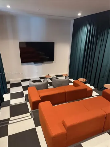 11 NE 6 Street Miami FL 33132