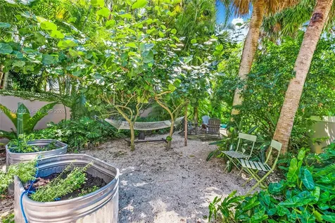 3620 Battersea Road Miami FL 33133