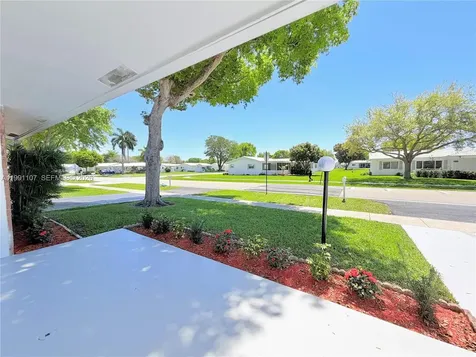 8581 NW 17th Street Plantation FL 33322
