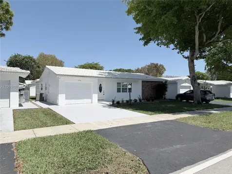 8581 NW 17th Street Plantation FL 33322