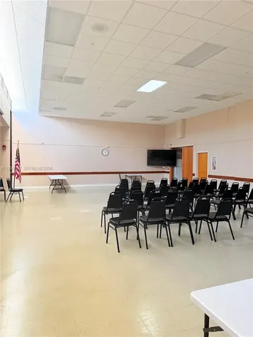 8581 NW 17th Street Plantation FL 33322