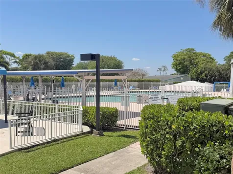 8581 NW 17th Street Plantation FL 33322