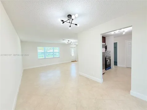 8581 NW 17th Street Plantation FL 33322