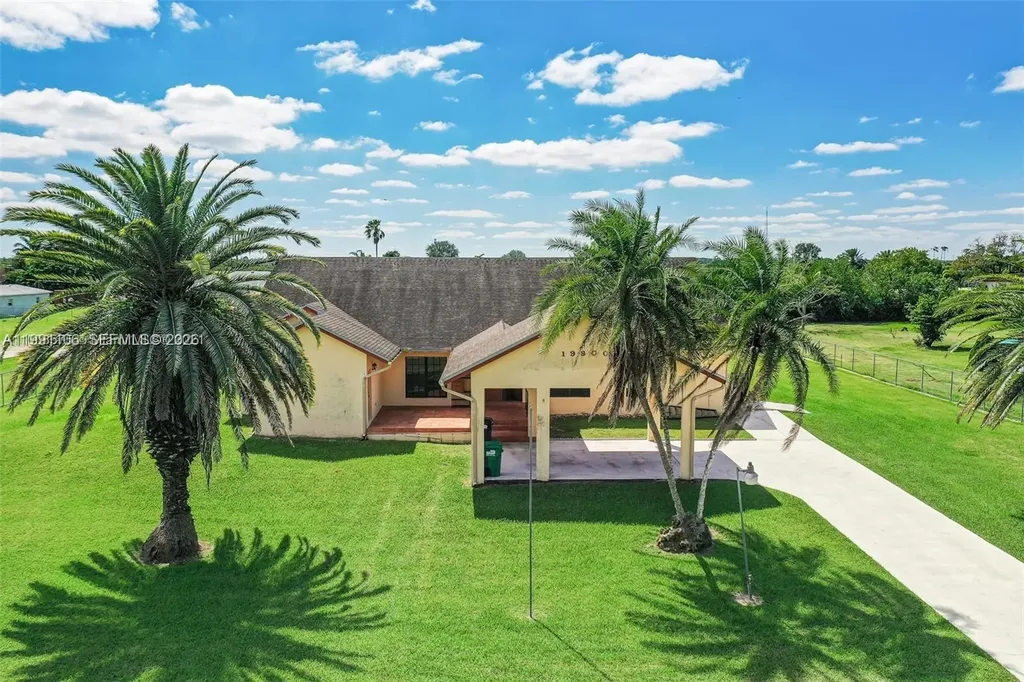 19900 SW 326th Street Homestead FL 33030