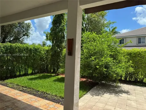 1137 Croton Court Weston FL 33327