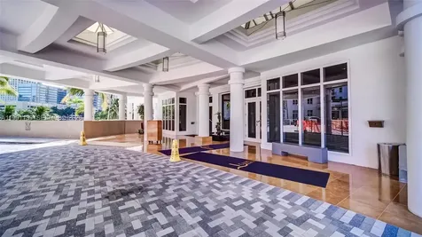 801 Brickell Key Boulevard Miami FL 33131
