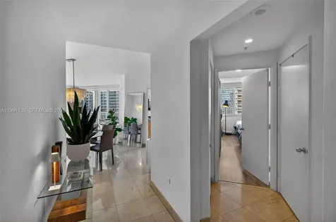 801 Brickell Key Boulevard Miami FL 33131
