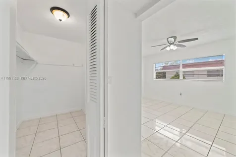 1560 NE 151st Street North Miami Beach FL 33162