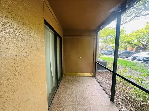 15689 SW 106th Lane Miami FL 33196