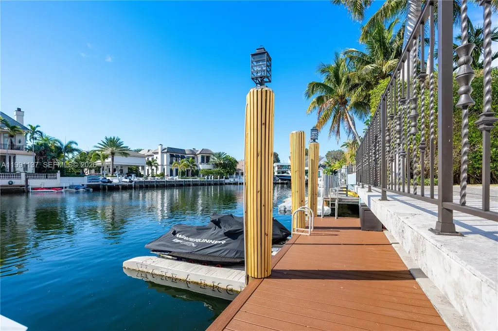 4900 Sanctuary Lane Boca Raton FL 33431