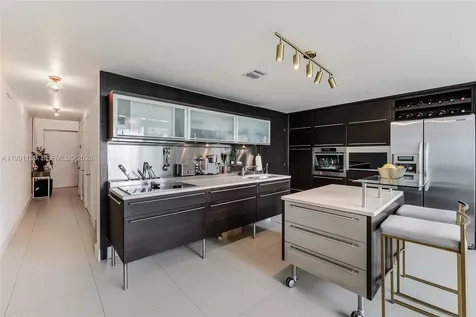 6000 Collins Avenue Miami Beach FL 33140