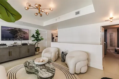 6000 Collins Avenue Miami Beach FL 33140
