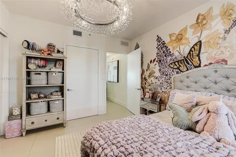 6000 Collins Avenue Miami Beach FL 33140