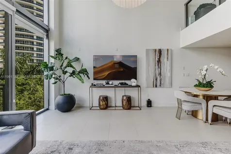 6000 Collins Avenue Miami Beach FL 33140