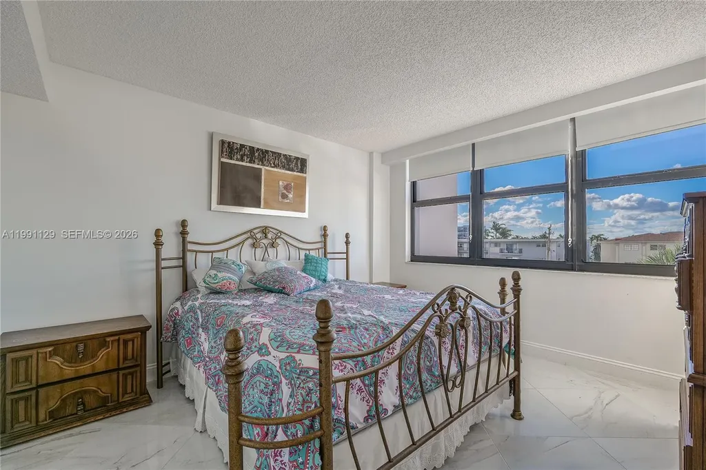 2401 S Ocean Drive Hollywood FL 33019