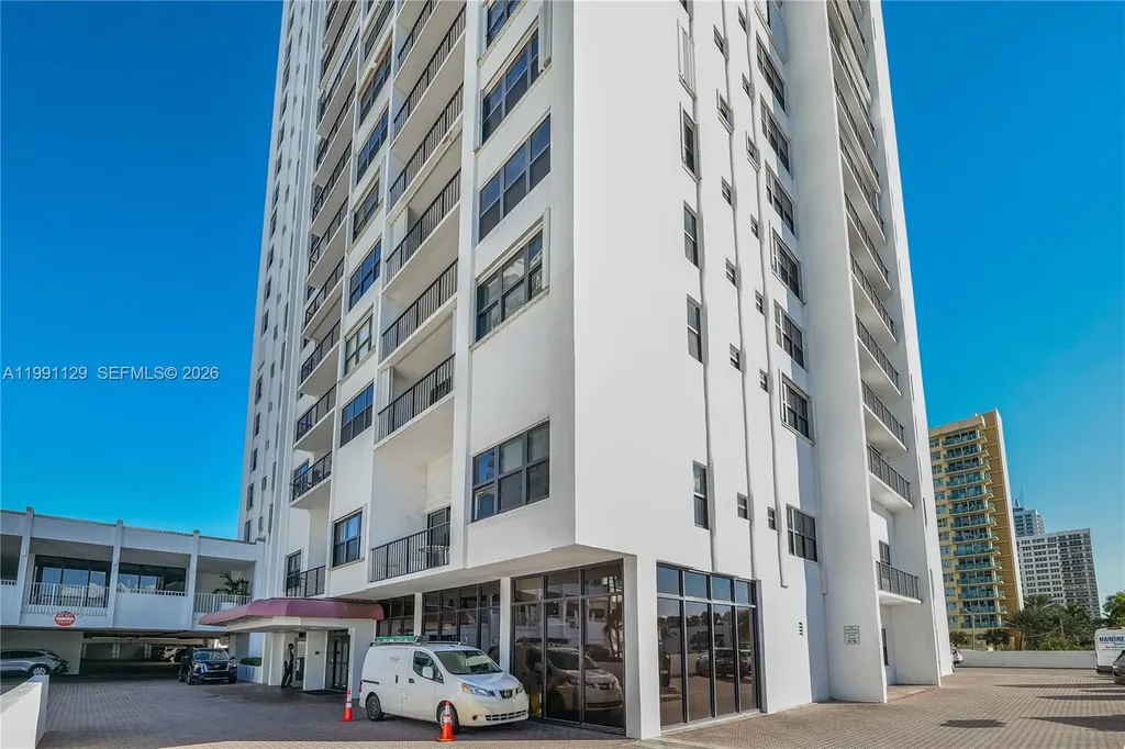2401 S Ocean Drive Hollywood FL 33019