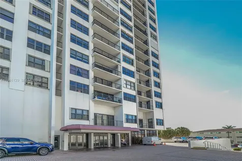 2401 S Ocean Drive Hollywood FL 33019