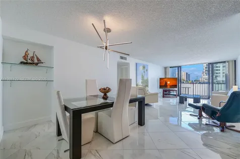 2401 S Ocean Drive Hollywood FL 33019