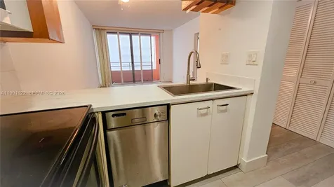 2801 Florida Avenue Miami FL 33133