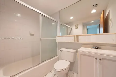 2801 Florida Avenue Miami FL 33133