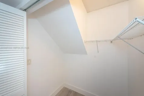 2801 Florida Avenue Miami FL 33133
