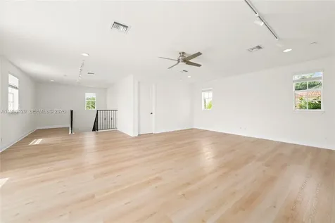 1117 NE 18th Avenue Fort Lauderdale FL 33304