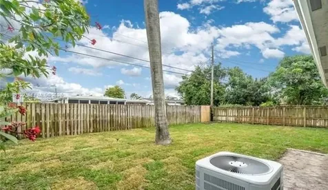 4680 NE 2nd Avenue Oakland Park FL 33334