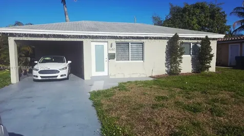 4680 NE 2nd Avenue Oakland Park FL 33334