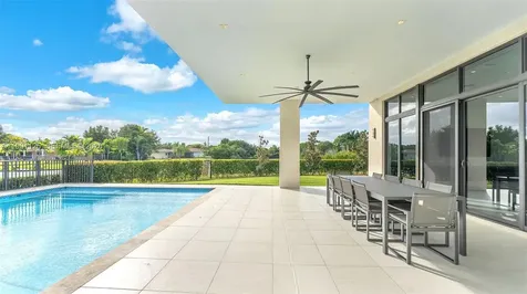 16772 Botaniko Drive S Weston FL 33326