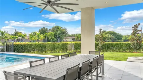 16772 Botaniko Drive S Weston FL 33326