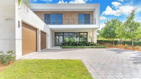 16772 Botaniko Drive S Weston FL 33326
