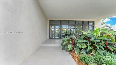 16772 Botaniko Drive S Weston FL 33326