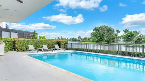 16772 Botaniko Drive S Weston FL 33326