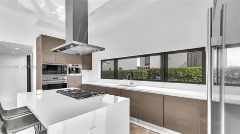 16772 Botaniko Drive S Weston FL 33326
