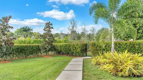 16772 Botaniko Drive S Weston FL 33326